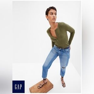 Ribbed Henley T-Shirt